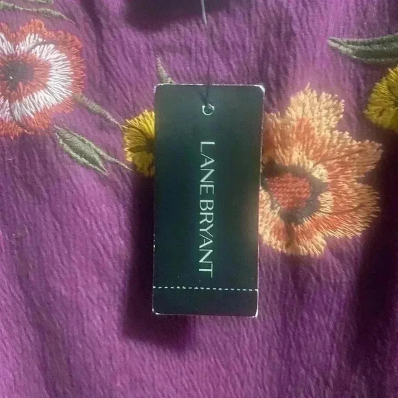 Lane Bryant Purple Floral Embroidered Top Size 26/28 - Picture 4 of 6